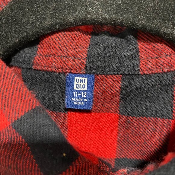 UNIQLO Kids Red & Black Buffalo Plaid Cotton Button Down Flannel Shirt Size 12 - Picture 4 of 6